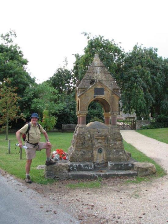 Guy Vowles Dumbleton war memorial